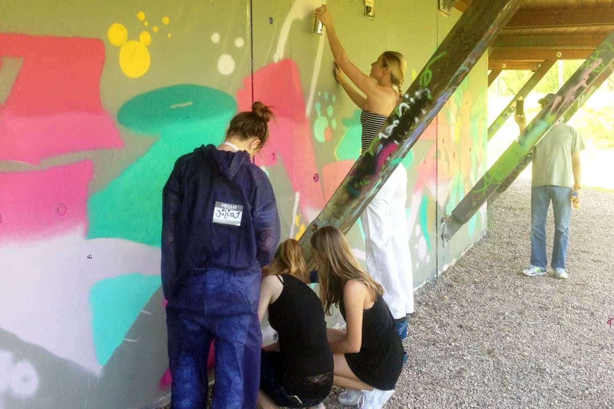 zum 14. Geburtstag von Chiara haben wir von Graffiti Stuttgart mit Ihr und Ihren Gästen einen coolen Graffiti Kindergeburtstag gefeiert.