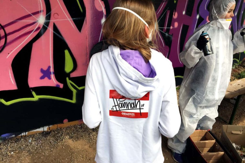 zum 11. Geburtstag von Hannah haben wir von Graffiti Stuttgart mit Ihr und Ihren Gästen einen coolen Graffiti Kindergeburtstag gefeiert.