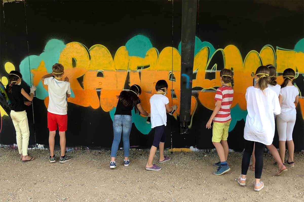 Zum 11. Geburtstag von Paula haben wir von Graffiti Stuttgart mit Ihr und Ihren Gästen einen coolen Graffiti-Kindergeburtstag gefeiert.
