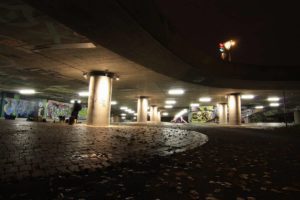 Die Graffiti Hall of Fame Stuttgart Bad Cannstatt ist ein Ort an dem jeder auf den ausgewiesenen Flächen sich kreativ austoben kann. Die Hall of fame Stuttgart Bad Cannstatt ist erreichbar mit der U1, U2 und U11
