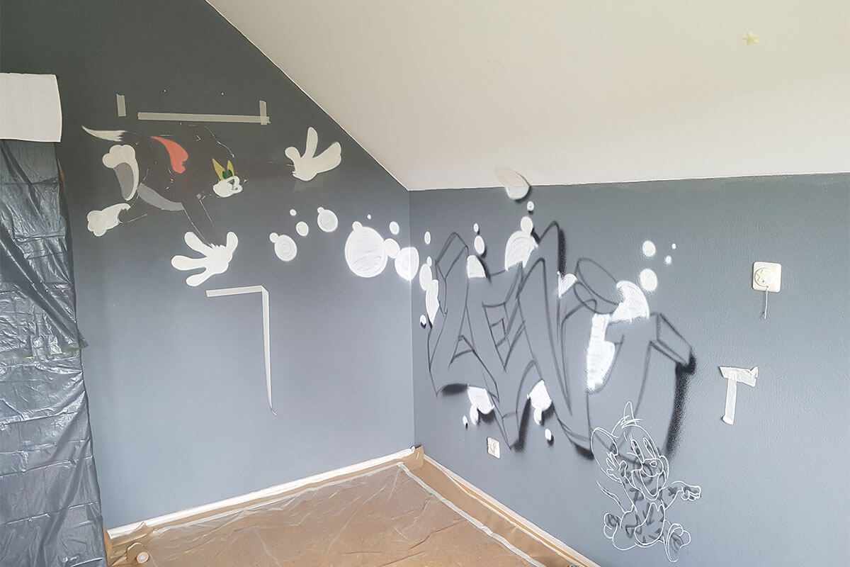 Graffiti Stuttgart wurden beauftragt Levi sein Kinderzimmer in Aalen mit einem bunten Graffiti zu verschönern!