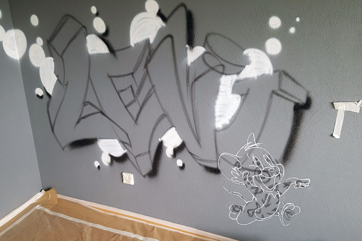 Graffiti Stuttgart wurden beauftragt Levi sein Kinderzimmer in Aalen mit einem bunten Graffiti zu verschönern!