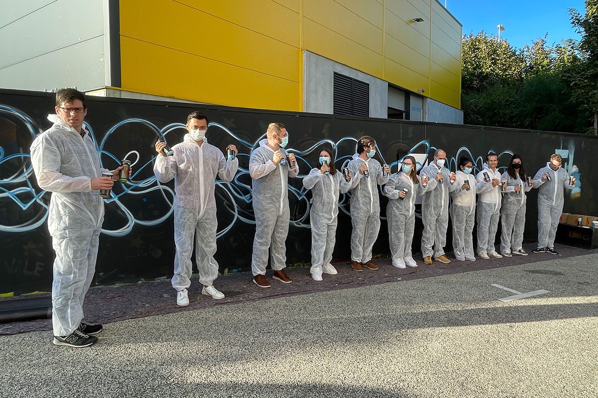 Zusammen mit einer Abteilung der Daimler Truck AG hatten wir ein cooles Graffiti Teambuilding Event im Jugendhaus „das CANN„