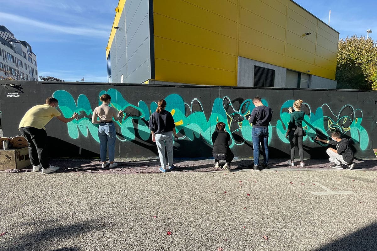 Die Schüler des Carl-Benz-Gymnasium aus Ladenburg aus dem Landkreis Rhein-Neckar-Kreis, haben sich dieses Jahr zum Schulausflug für eine coole Graffiti Aktion entschieden.